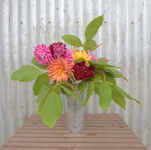 Load image into Gallery viewer, 2024 Season Bouquet Subscription