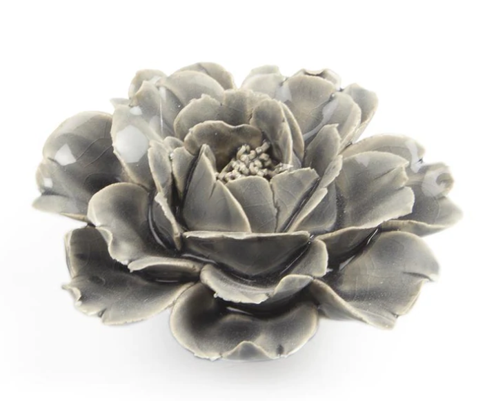 Ceramic flower - grey rose