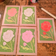 Load image into Gallery viewer, block print card - peony
